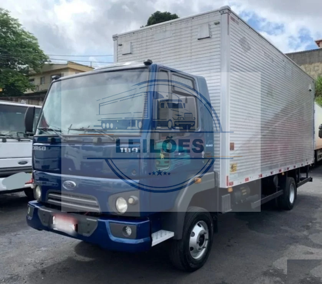 Ford Cargo 1119 - 4x2 - 2013 - Baú