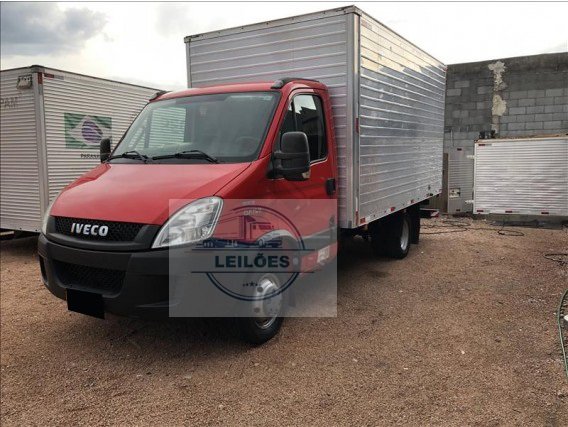  Iveco Daily 55C17 - 4x2 - 2015 - Baú